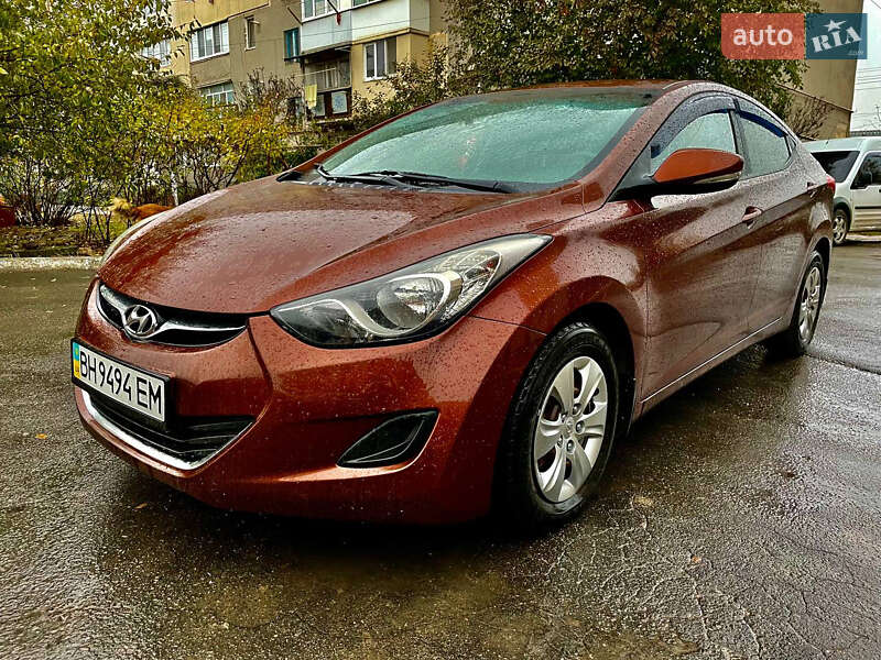 2013 hyundai elantra