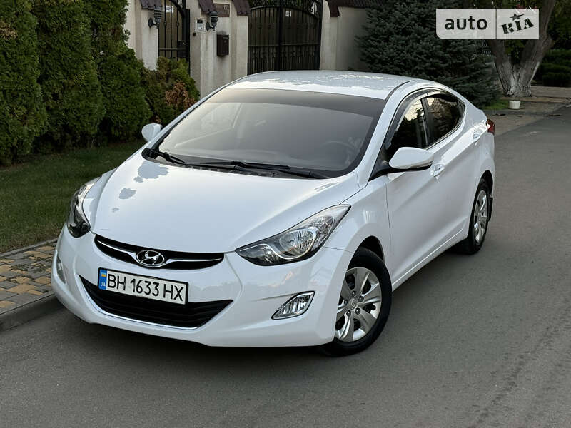 2013 hyundai elantra