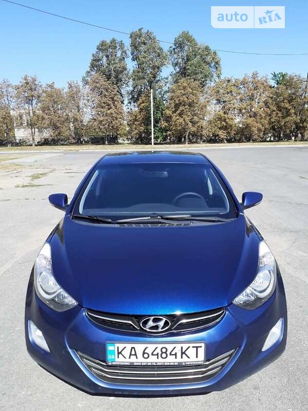 2011 hyundai elantra