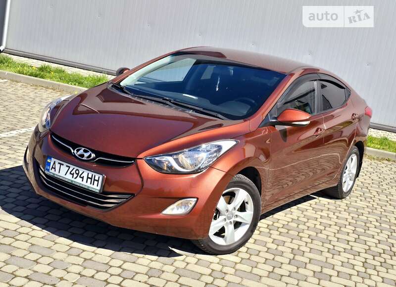 2012 hyundai elantra