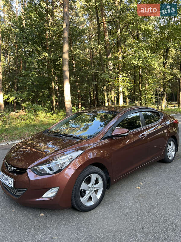 2013 hyundai elantra
