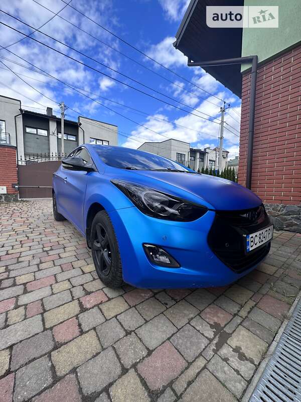 2011 hyundai elantra