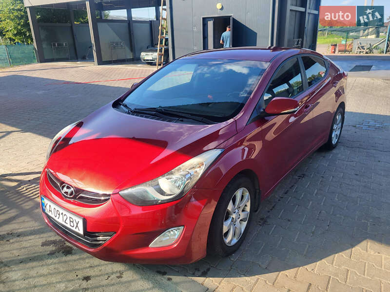 2011 hyundai elantra