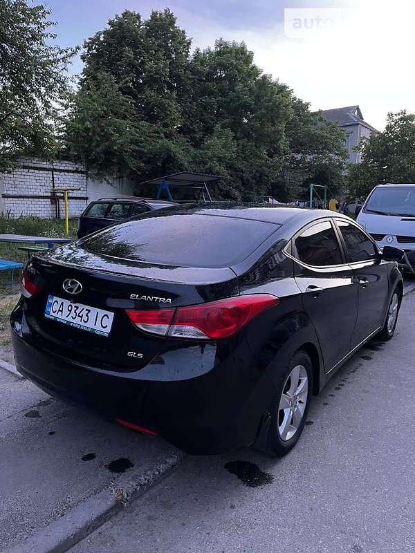 2012 hyundai elantra