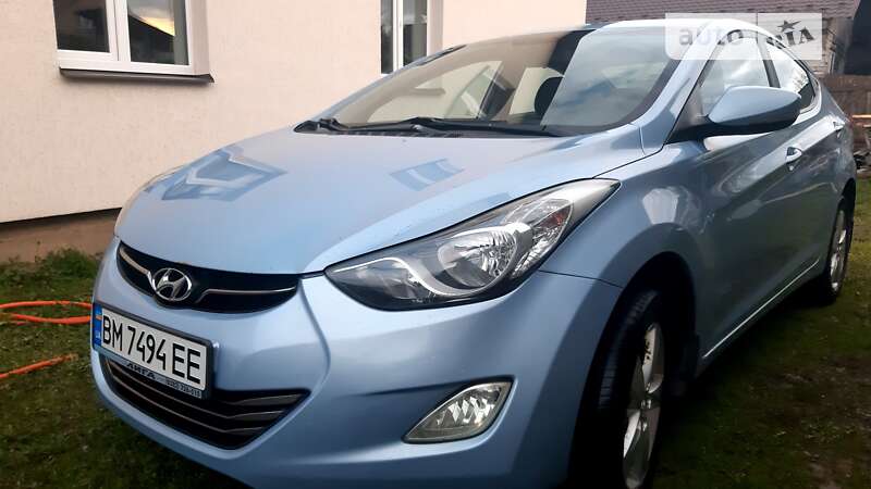 2012 hyundai elantra