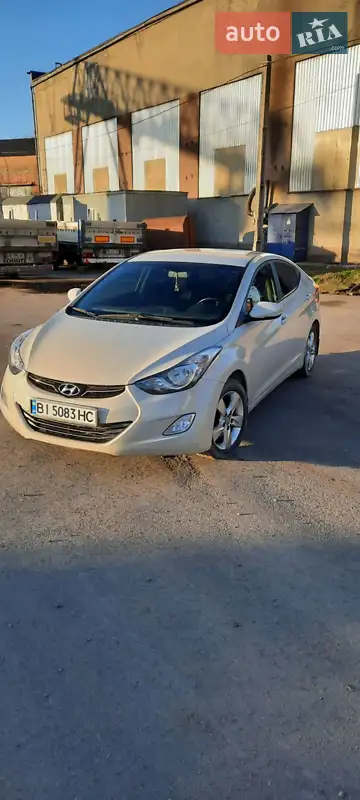 2012 hyundai elantra
