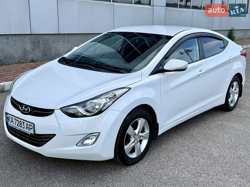 2012 hyundai elantra