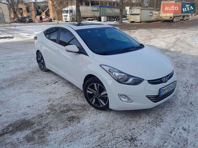 2012 hyundai elantra