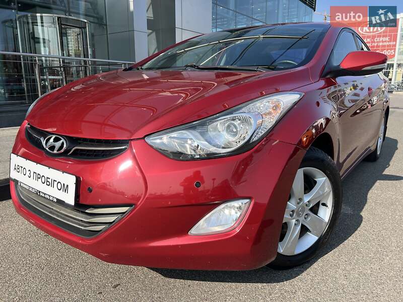 2012 hyundai elantra