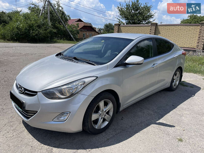 2013 hyundai elantra