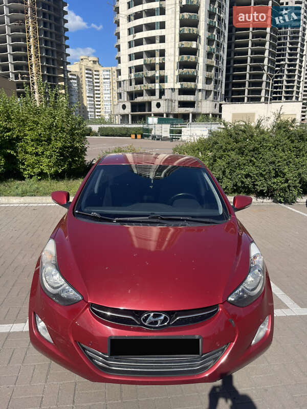 2013 hyundai elantra