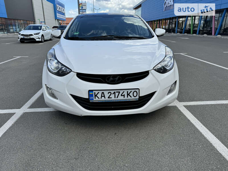 2013 hyundai elantra