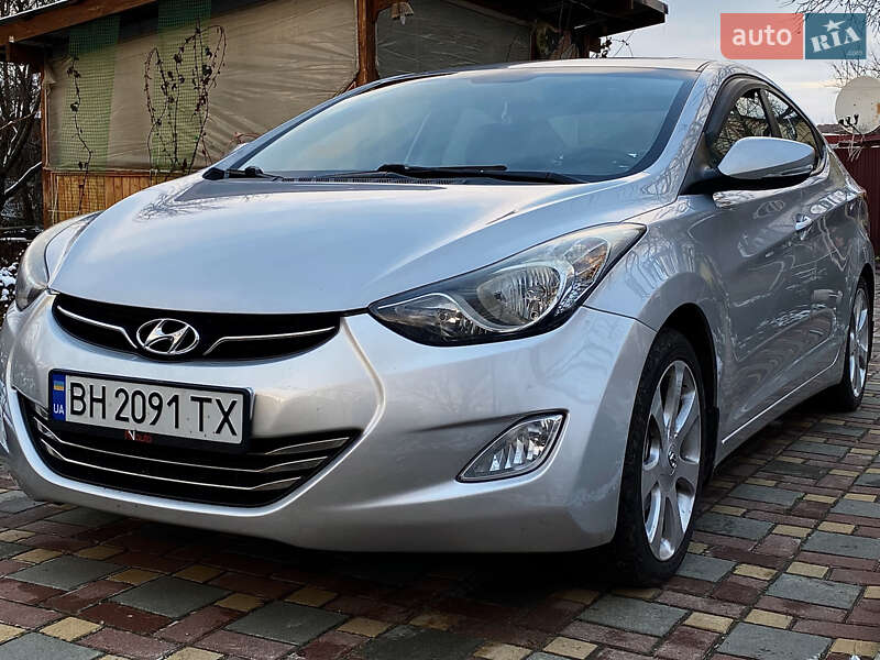 2013 hyundai elantra