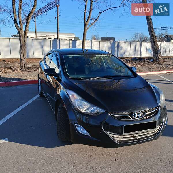 2013 hyundai elantra