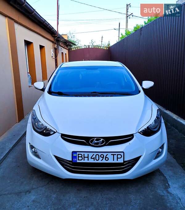 2013 hyundai elantra