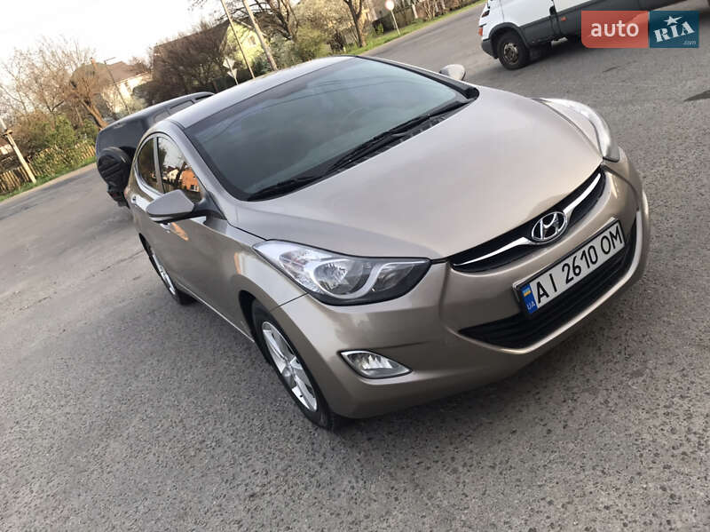 2013 hyundai elantra