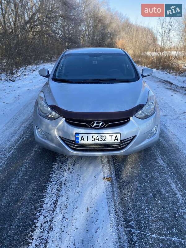 2013 hyundai elantra