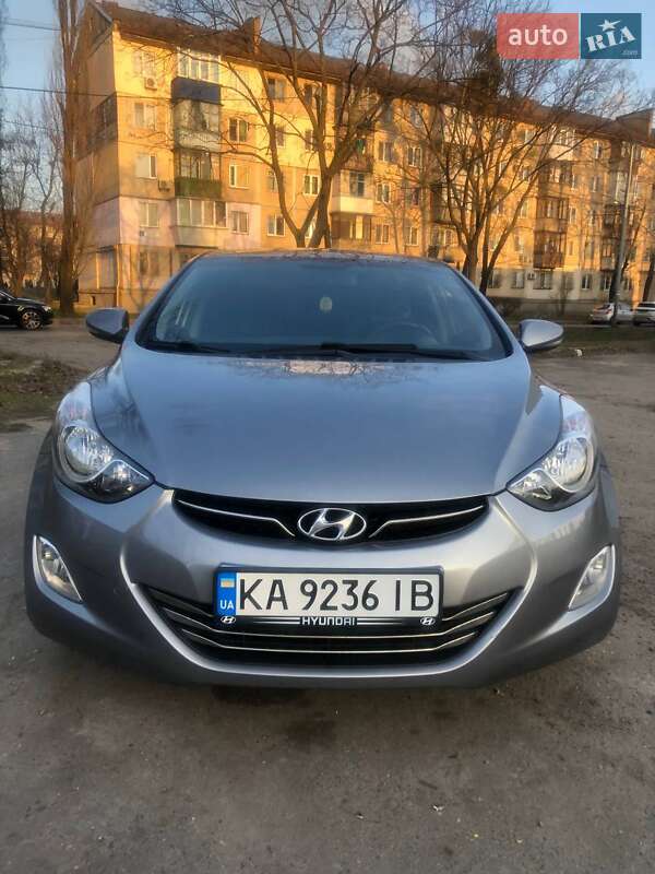 2013 hyundai elantra