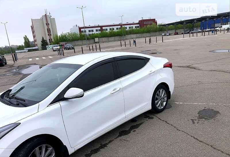 2014 hyundai elantra
