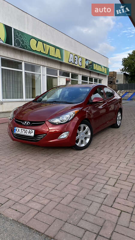 2012 hyundai elantra