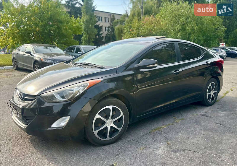 2012 hyundai elantra