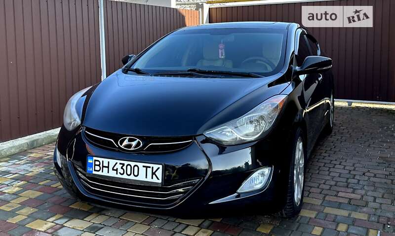 2011 hyundai elantra