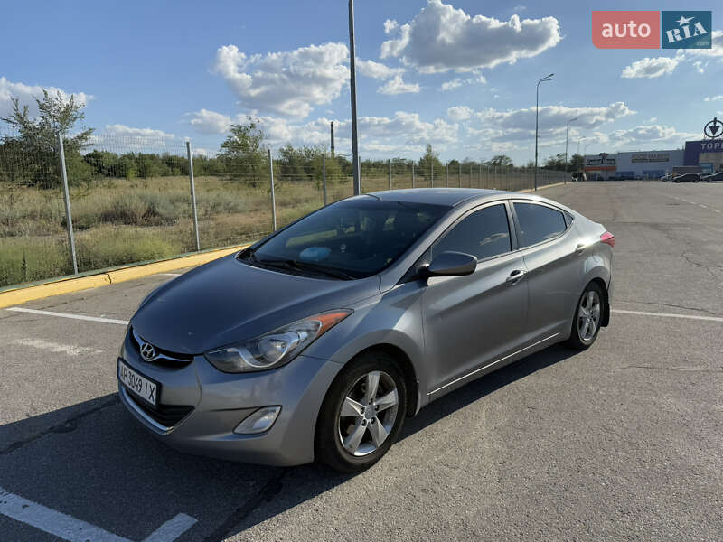 2011 hyundai elantra