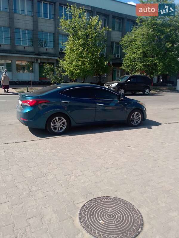 2013 hyundai elantra