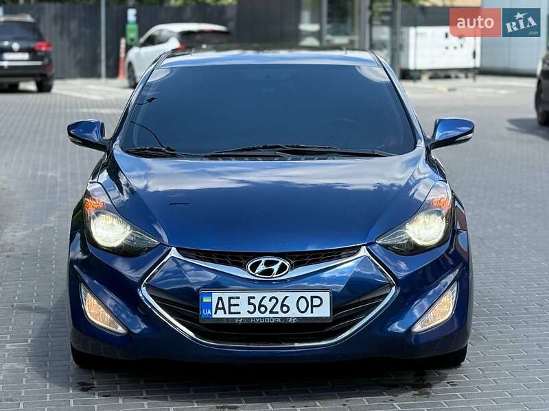 2013 hyundai elantra