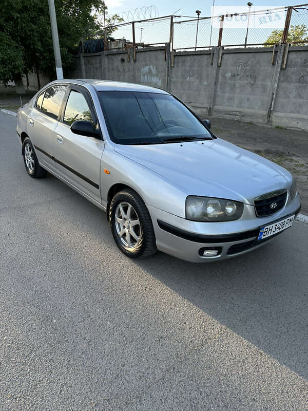 2003 hyundai elantra