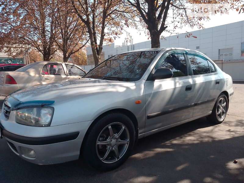 2003 hyundai elantra