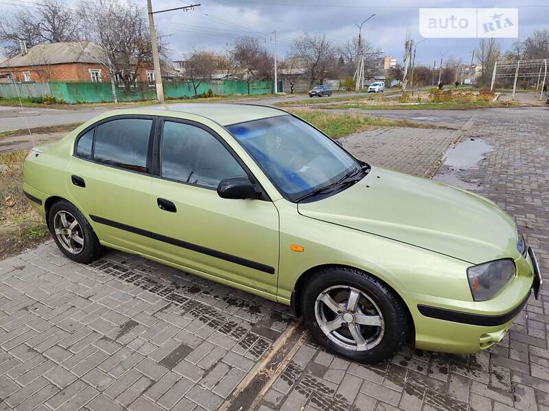 2004 hyundai elantra