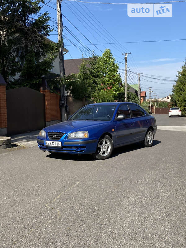 2004 hyundai elantra
