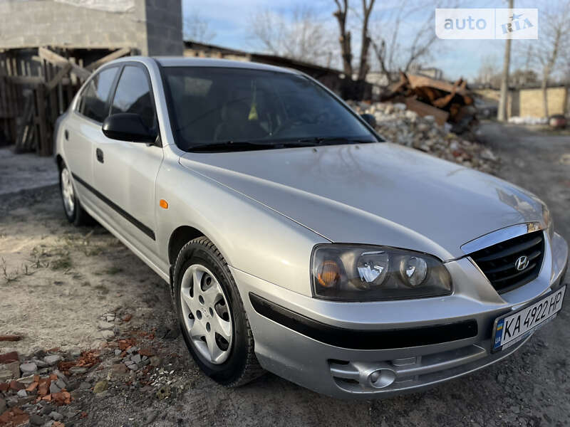 2005 hyundai elantra