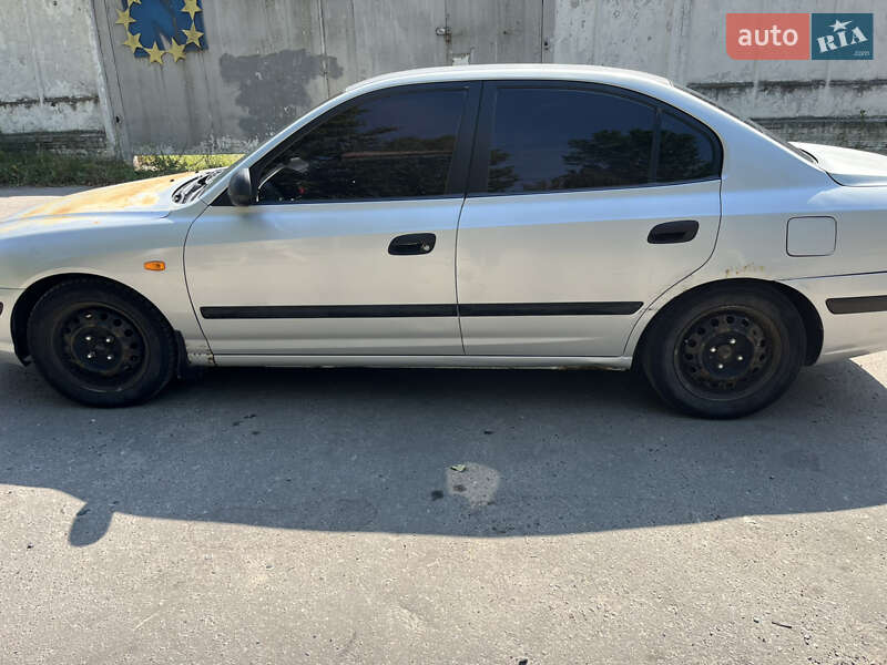 2005 hyundai elantra