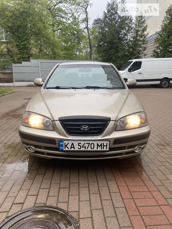 2005 hyundai elantra