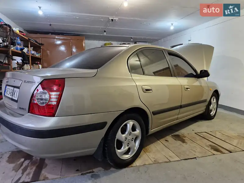 2005 hyundai elantra