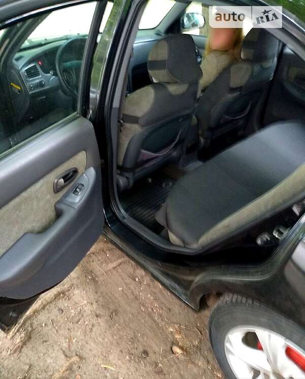 2003 hyundai elantra