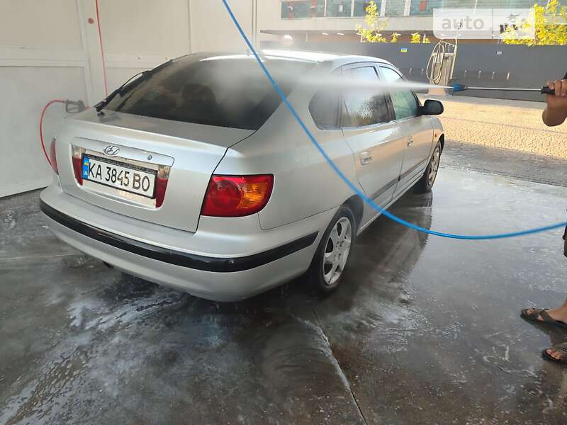 2003 hyundai elantra