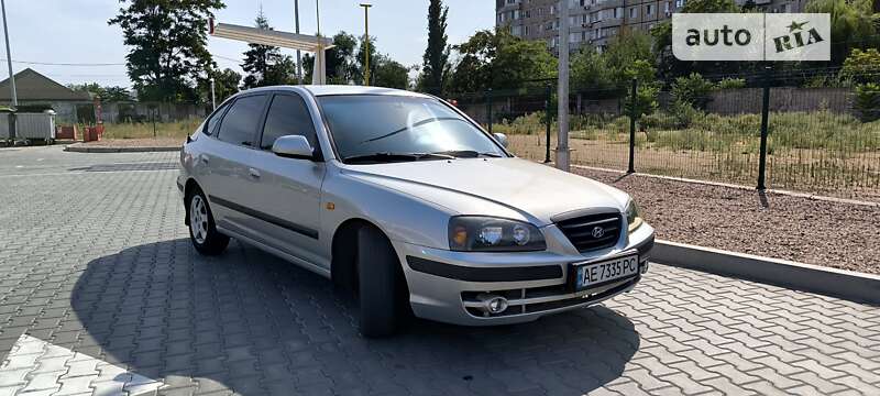 2004 hyundai elantra