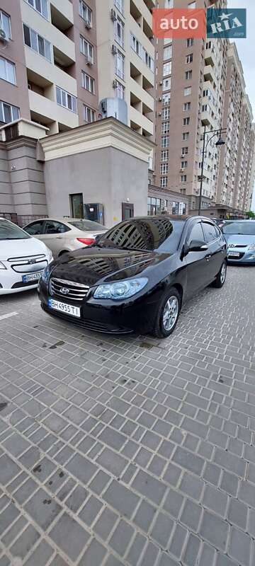 2010 hyundai elantra