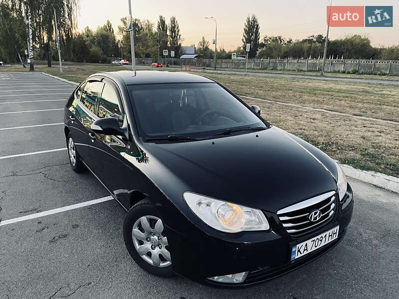 2010 hyundai elantra