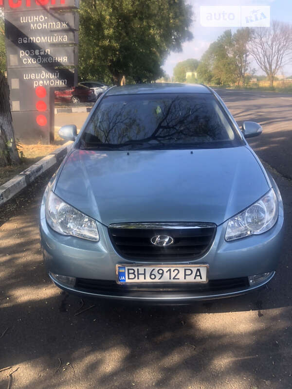 2010 hyundai elantra