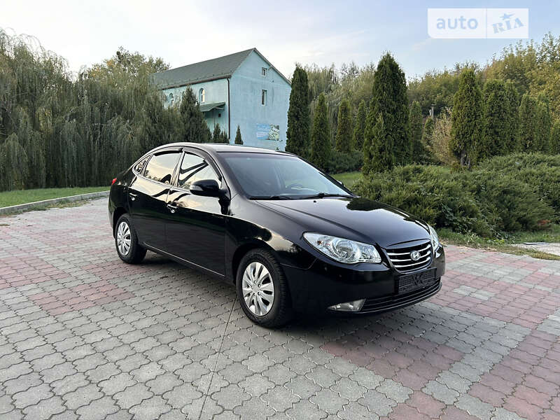 2010 hyundai elantra