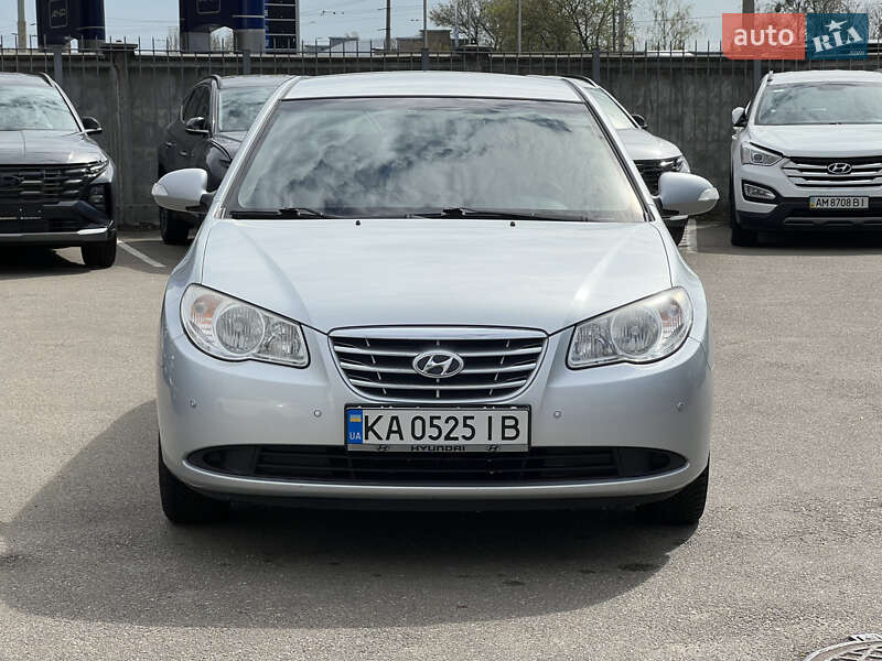 2010 hyundai elantra