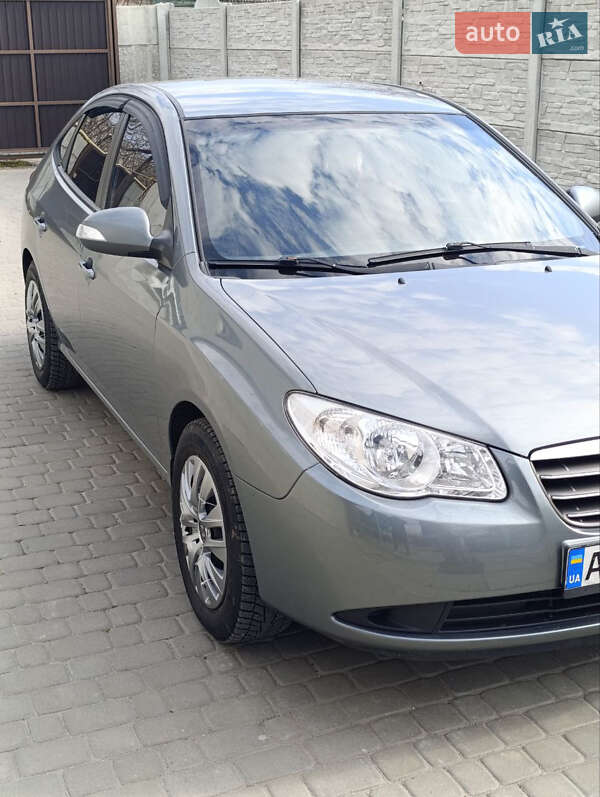 2010 hyundai elantra