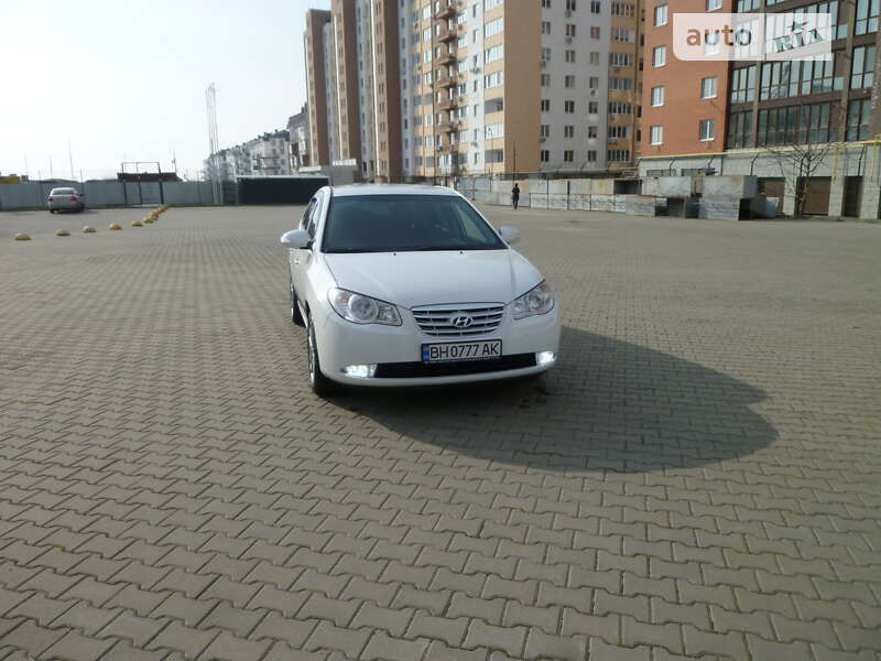 2010 hyundai elantra