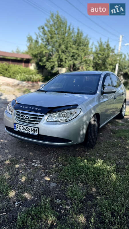 2010 hyundai elantra