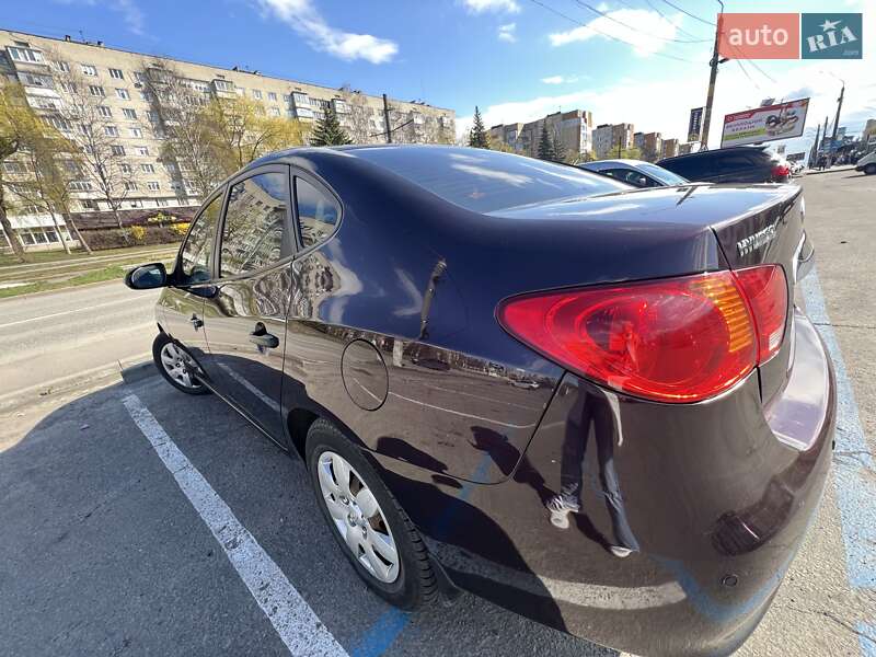 2011 hyundai elantra