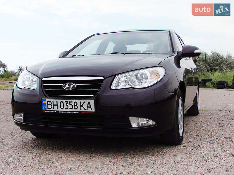 2011 hyundai elantra